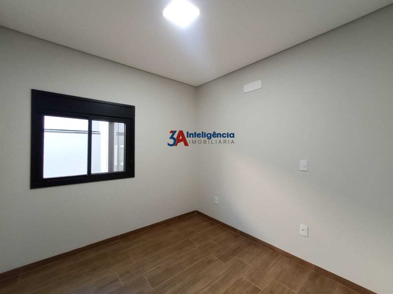CASA COND. RESERVA IPANEMA – SOROCABA Avenida Presidente Itamar Franco Sorocaba - 