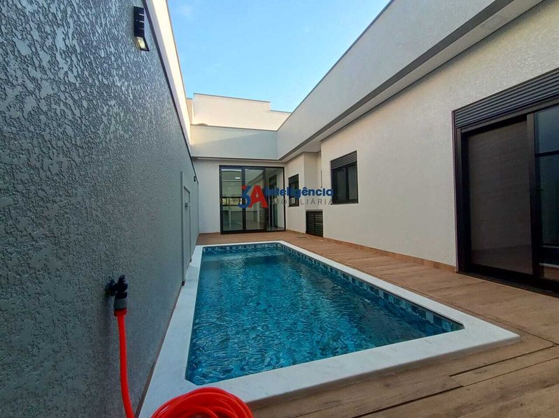 CASA COND. RESERVA IPANEMA – SOROCABA Avenida Presidente Itamar Franco Sorocaba - 