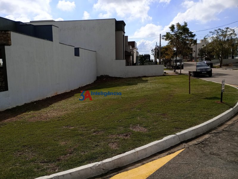 TERRENO COND. VILLAGIO IPANEMA I – SOROCABA  Sorocaba - 
