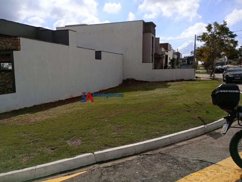 TERRENO COND. VILLAGIO IPANEMA I – SOROCABA  Sorocaba - 