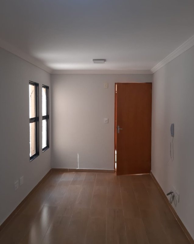 Apartamento Térreo 49m² com 2 Dormitórios no Jardim Rodeio  Mogi das Cruzes - 