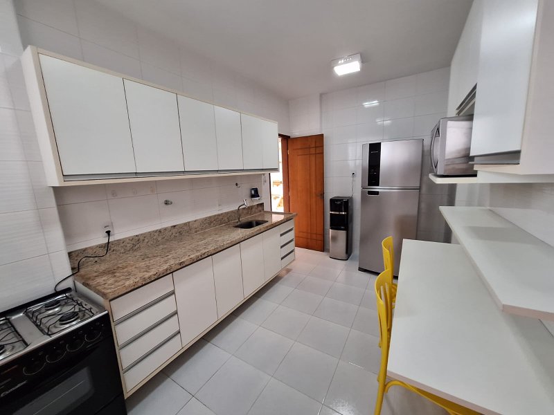 APARTAMENTO 3 QUARTOS 2 SUÍTES NASCENTE DEPENDÊNCIA GARAGEM ELEVADOR PORTARIA 24h NA BARRA Rua Oscar Carrascosa Salvador - 