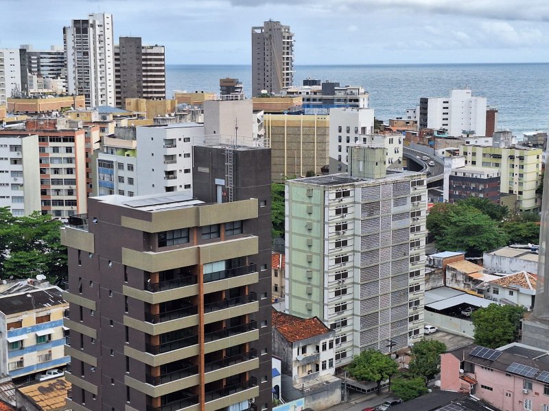 APARTAMENTO 3 QUARTOS 2 SUÍTES NASCENTE DEPENDÊNCIA GARAGEM ELEVADOR PORTARIA 24h NA BARRA Rua Oscar Carrascosa Salvador - 