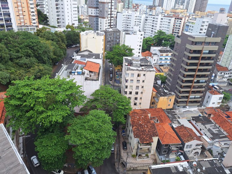 APARTAMENTO 3 QUARTOS 2 SUÍTES NASCENTE DEPENDÊNCIA GARAGEM ELEVADOR PORTARIA 24h NA BARRA Rua Oscar Carrascosa Salvador - 
