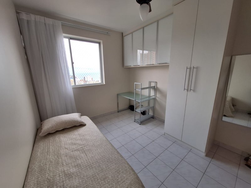 APARTAMENTO 3 QUARTOS 2 SUÍTES NASCENTE DEPENDÊNCIA GARAGEM ELEVADOR PORTARIA 24h NA BARRA Rua Oscar Carrascosa Salvador - 
