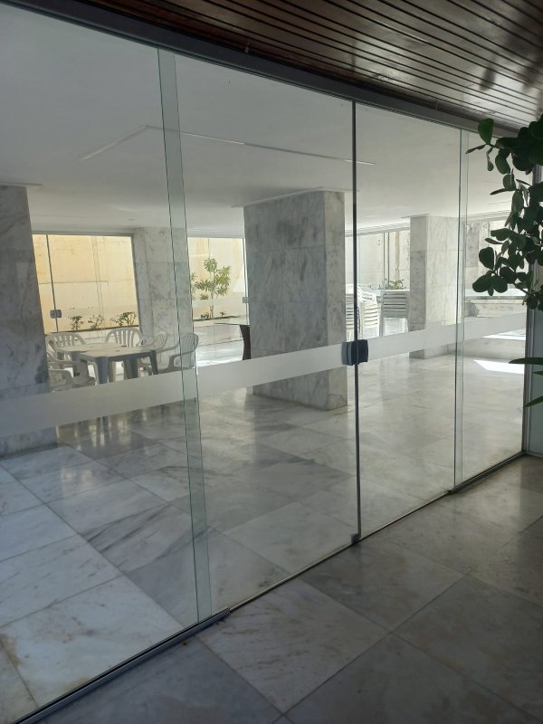 APARTAMENTO 3 QUARTOS 2 SUÍTES NASCENTE DEPENDÊNCIA GARAGEM ELEVADOR PORTARIA 24h NA BARRA Rua Oscar Carrascosa Salvador - 