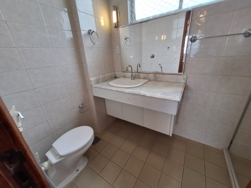 APARTAMENTO 3 QUARTOS 2 SUÍTES NASCENTE DEPENDÊNCIA GARAGEM ELEVADOR PORTARIA 24h NA BARRA Rua Oscar Carrascosa Salvador - 