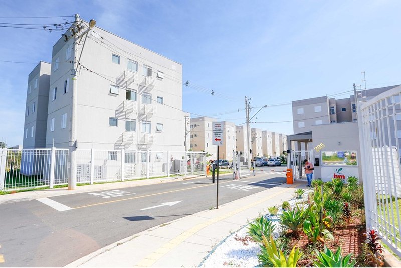 Apartamento à venda, 47m - 2 Dorms - R$165.000 - Condomínio Parque dos Passaros - Sorocaba Estrada do Fioravante Sorocaba - 