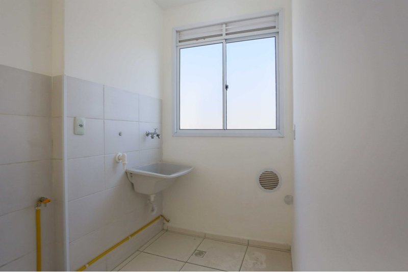 Apartamento à venda, 47m - 2 Dorms - R$165.000 - Condomínio Parque dos Passaros - Sorocaba Estrada do Fioravante Sorocaba - 