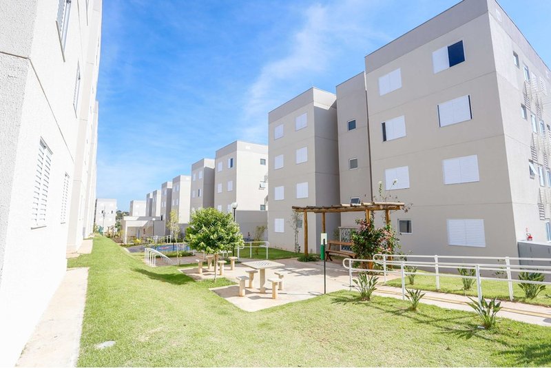Apartamento à venda, 47m - 2 Dorms - R$165.000 - Condomínio Parque dos Passaros - Sorocaba Estrada do Fioravante Sorocaba - 