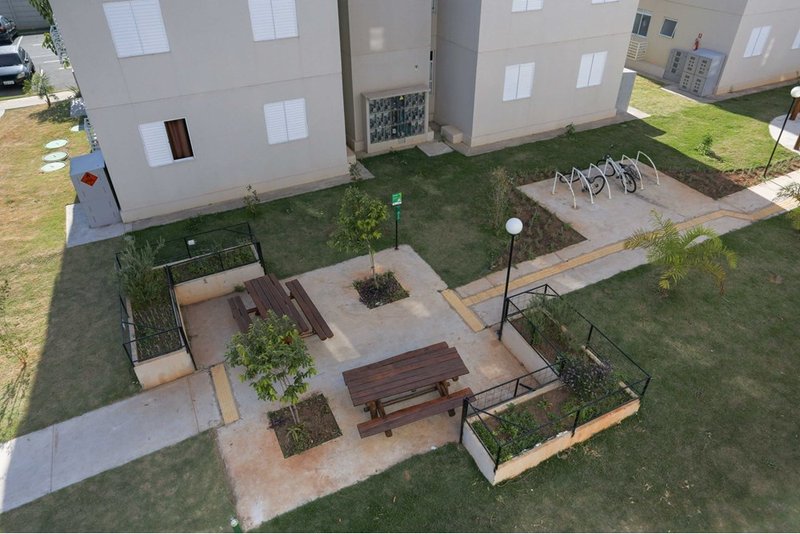 Apartamento à venda, 47m - 2 Dorms - R$165.000 - Condomínio Parque dos Passaros - Sorocaba Estrada do Fioravante Sorocaba - 