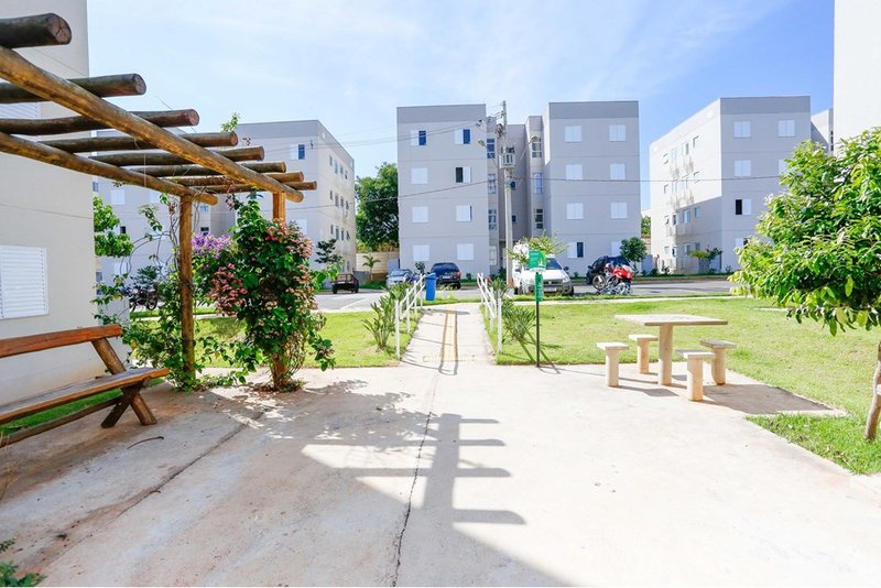 Apartamento à venda, 47m - 2 Dorms - R$165.000 - Condomínio Parque dos Passaros - Sorocaba Estrada do Fioravante Sorocaba - 