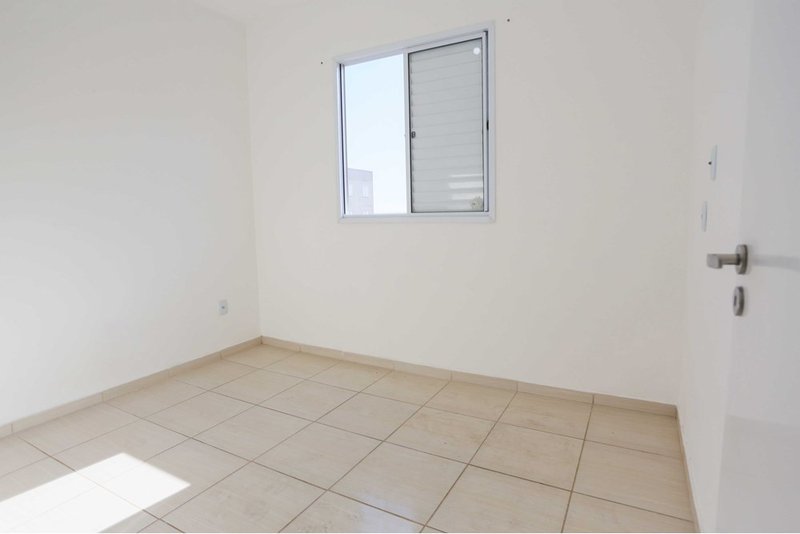 Apartamento à venda, 47m - 2 Dorms - R$165.000 - Condomínio Parque dos Passaros - Sorocaba Estrada do Fioravante Sorocaba - 