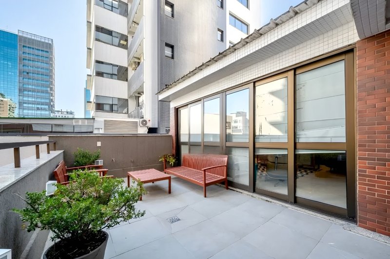 R$ 1.790.000 - MAGNÍFICO GARDEN - 181M2 - 3 DORM - INFRA - 2 VAGAS Avenida Mariland Porto Alegre - 