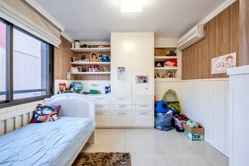 R$ 1.790.000 - MAGNÍFICO GARDEN - 181M2 - 3 DORM - INFRA - 2 VAGAS Avenida Mariland Porto Alegre - 