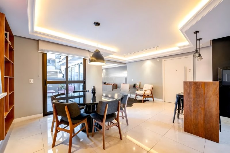 R$ 1.790.000 - MAGNÍFICO GARDEN - 181M2 - 3 DORM - INFRA - 2 VAGAS Avenida Mariland Porto Alegre - 