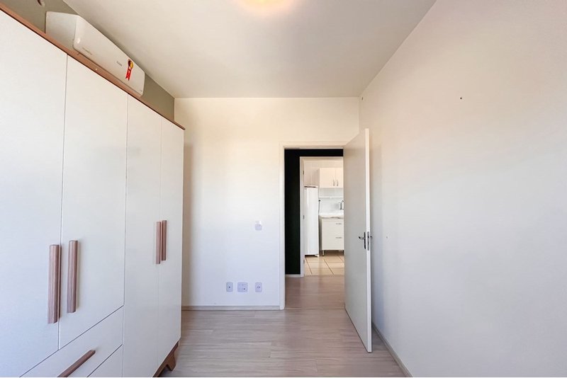 Apartamento à venda, 56m - 2 Dorms. - R$ 329.000 - Jardim São Carlos - Sorocaba SP Rua Affonso Celso Dias Sorocaba - 