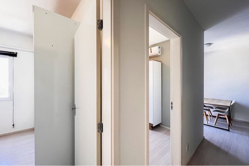 Apartamento à venda, 56m - 2 Dorms. - R$ 329.000 - Jardim São Carlos - Sorocaba SP Rua Affonso Celso Dias Sorocaba - 