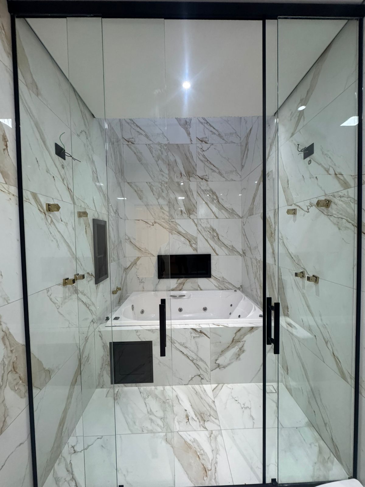 Casa com 3 dormit&oacute;rios &agrave; venda,350 m&sup2; - Condom&iacute;nio  Alphaville Castello - It&uacute; - SP Rodovia Waldomiro Corrêa de Camargo Itu - 