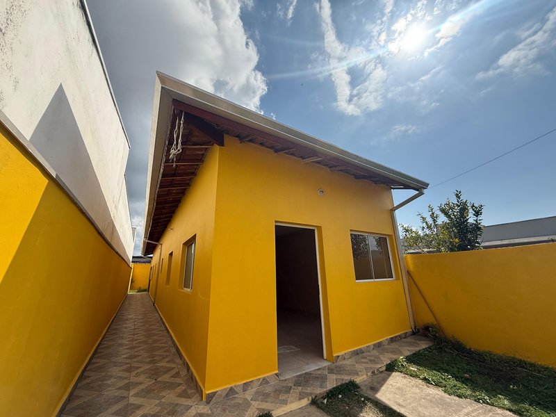 🏡 Casa à venda no bairro Golfinho – Caraguatatuba!  Caraguatatuba - 