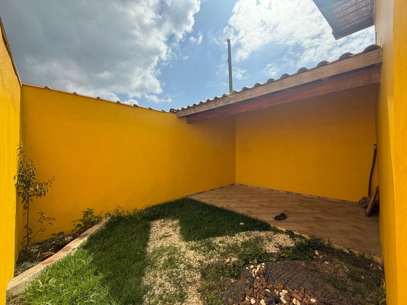 🏡 Casa à venda no bairro Golfinho – Caraguatatuba!  Caraguatatuba - 