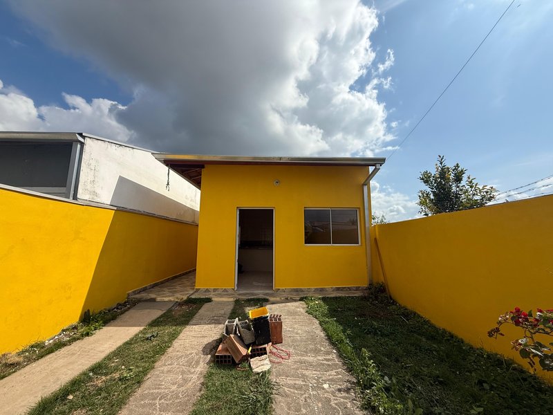 🏡 Casa à venda no bairro Golfinho – Caraguatatuba!  Caraguatatuba - 