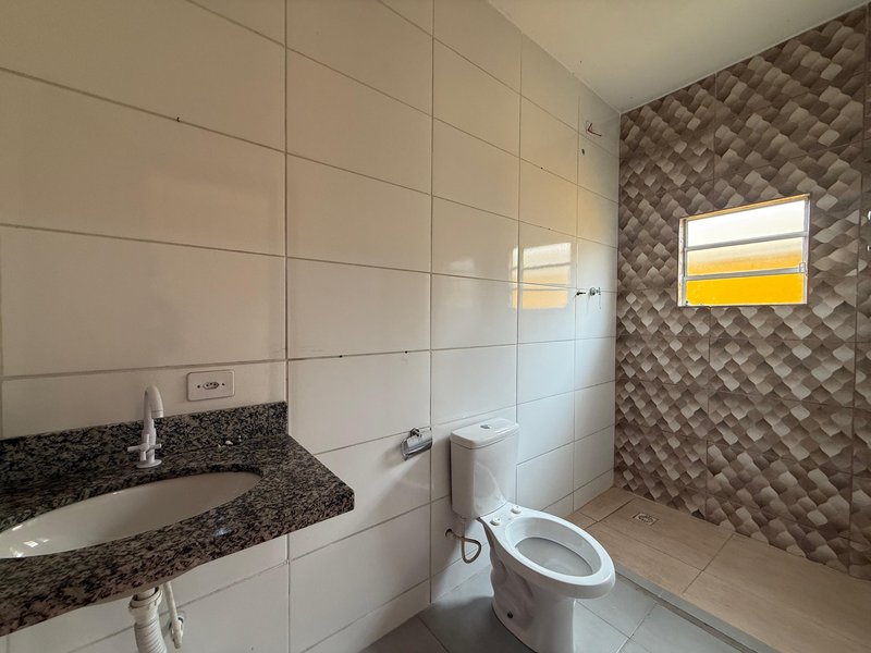 🏡 Casa à venda no bairro Golfinho – Caraguatatuba!  Caraguatatuba - 