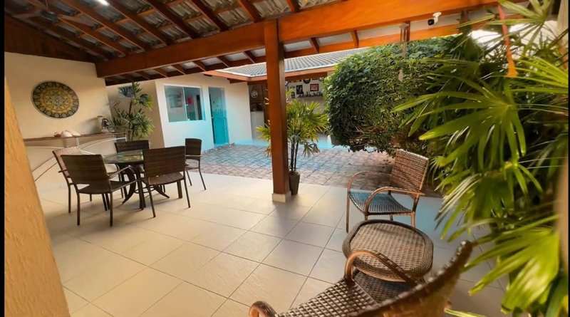 ✨ Belíssimo Sobrado no Jardim Aruan  Caraguatatuba - 