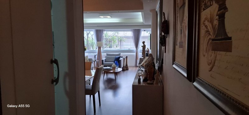 Apartamento 3 Quartos sendo 1 Su&iacute;te de 113m&sup2; privativos, 1 vaga,  decorado e Mobiliado Rua Presidente Coutinho Florianópolis - 