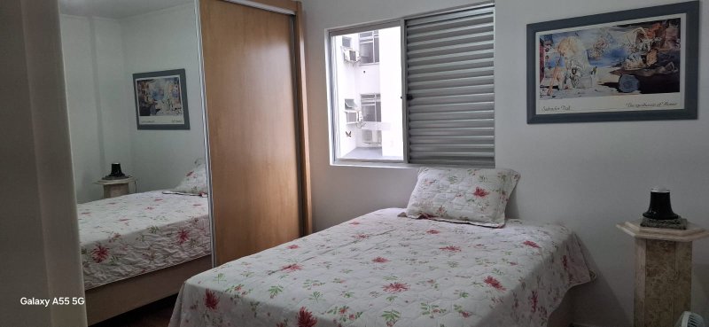 Apartamento 3 Quartos sendo 1 Su&iacute;te de 113m&sup2; privativos, 1 vaga,  decorado e Mobiliado Rua Presidente Coutinho Florianópolis - 