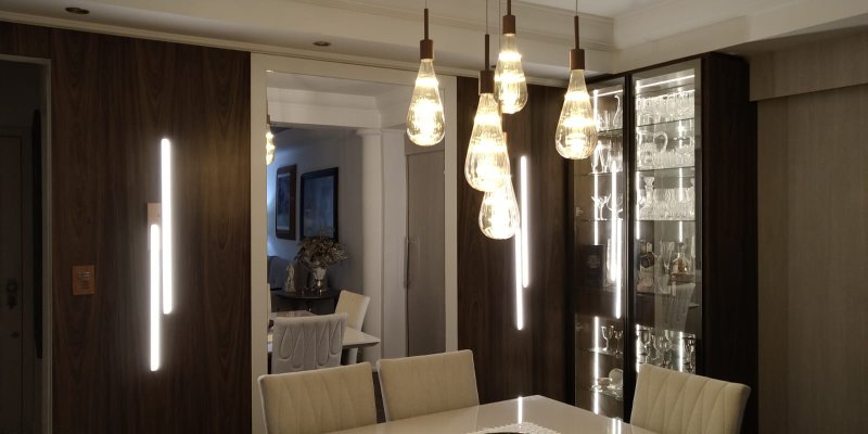 Apartamento 3 Quartos sendo 1 Su&iacute;te de 113m&sup2; privativos, 1 vaga,  decorado e Mobiliado Rua Presidente Coutinho Florianópolis - 