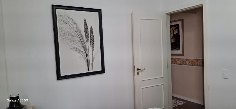 Apartamento 3 Quartos sendo 1 Su&iacute;te de 113m&sup2; privativos, 1 vaga,  decorado e Mobiliado Rua Presidente Coutinho Florianópolis - 