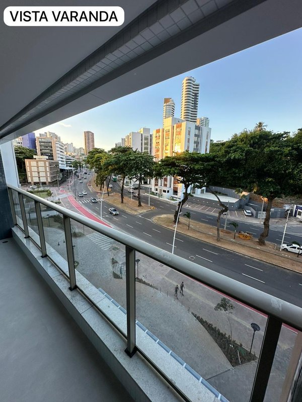 APARTAMENTOS 1/4 SALA PARA LOCAÇÃO  EM ONDINA COM VISTA PRO CARNAVA COM ROOFTOP!! Avenida Oceânica Salvador - 