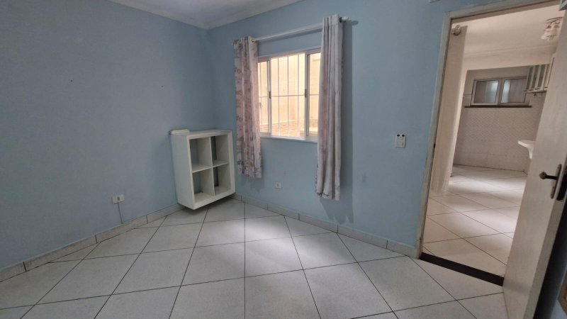 Sobrado com 4 Dormitórios no Residencial Caminho do Mar  Mogi das Cruzes - 