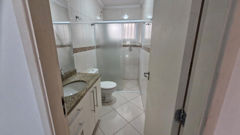 Sobrado com 4 Dormitórios no Residencial Caminho do Mar  Mogi das Cruzes - 