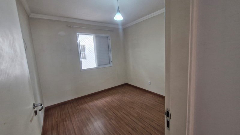 Sobrado com 4 Dormitórios no Residencial Caminho do Mar  Mogi das Cruzes - 