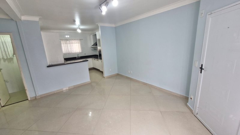 Sobrado com 4 Dormitórios no Residencial Caminho do Mar  Mogi das Cruzes - 