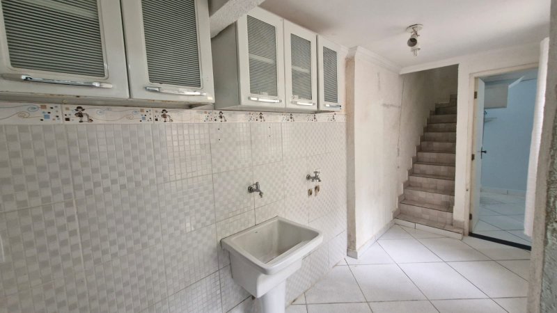 Sobrado com 4 Dormitórios no Residencial Caminho do Mar  Mogi das Cruzes - 