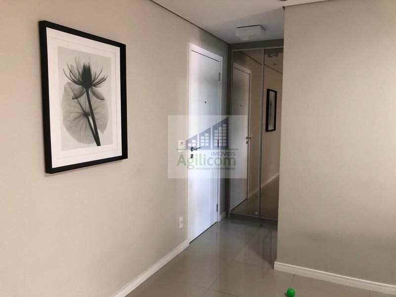 APARTAMENTO À VENDA EM BOSQUE DA SAÚDE COM 3 DORMITÓRIOS E 2 VAGAS DE GARAGEM Rua Pedrália São Paulo - 