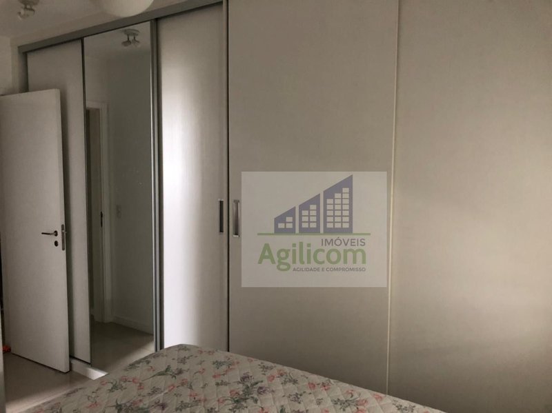 APARTAMENTO À VENDA EM BOSQUE DA SAÚDE COM 3 DORMITÓRIOS E 2 VAGAS DE GARAGEM Rua Pedrália São Paulo - 