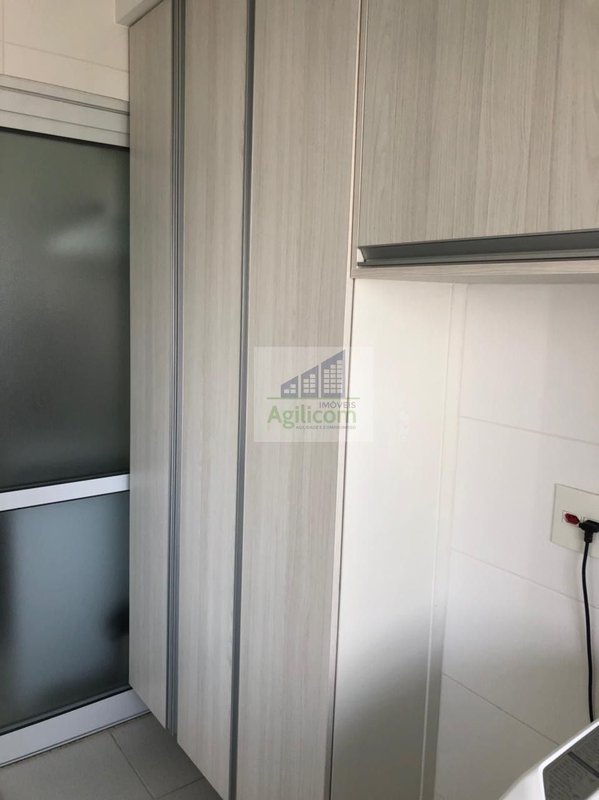 APARTAMENTO À VENDA EM BOSQUE DA SAÚDE COM 3 DORMITÓRIOS E 2 VAGAS DE GARAGEM Rua Pedrália São Paulo - 