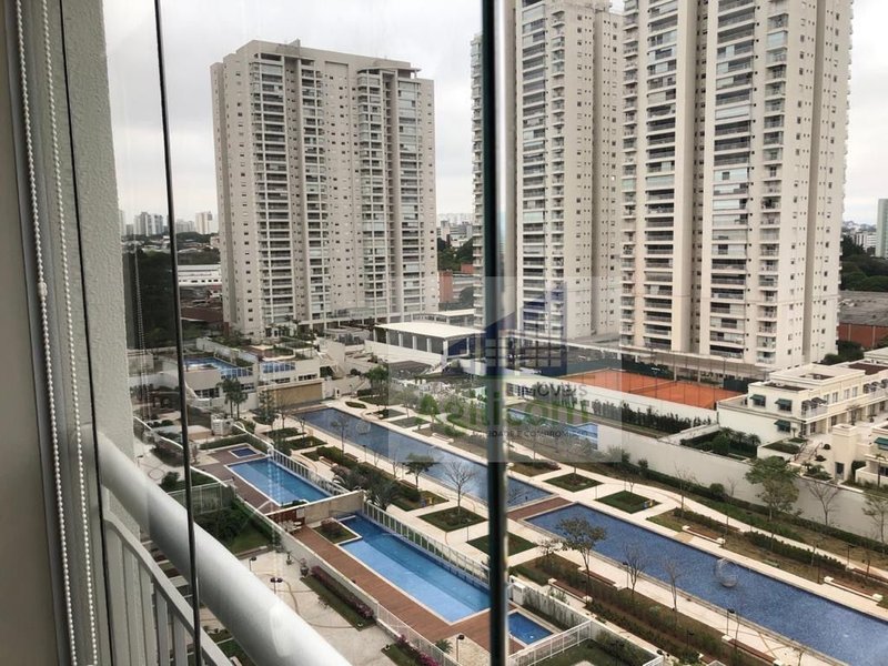 APARTAMENTO À VENDA EM BOSQUE DA SAÚDE COM 3 DORMITÓRIOS E 2 VAGAS DE GARAGEM Rua Pedrália São Paulo - 