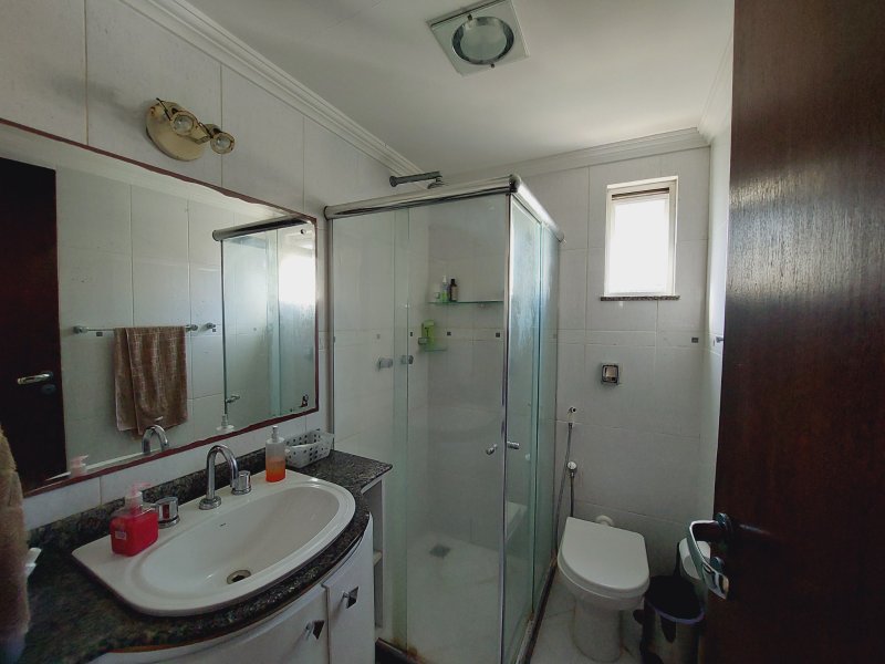 APARTAMENTO 4 QUARTOS SUÍTE VARANDA PISCINA 2 GARAGENS À VENDA NO CAMINHO DAS ÁRVORES! Rua Várzea de Santo Antônio Salvador - 