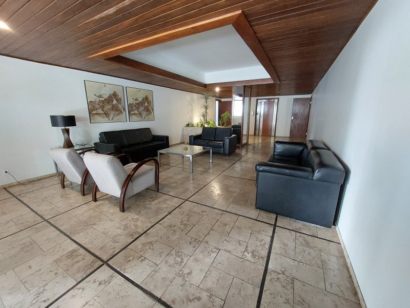APARTAMENTO 4 QUARTOS SUÍTE VARANDA PISCINA 2 GARAGENS À VENDA NO CAMINHO DAS ÁRVORES! Rua Várzea de Santo Antônio Salvador - 