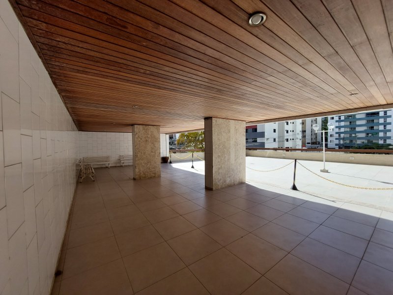 APARTAMENTO 4 QUARTOS SUÍTE VARANDA PISCINA 2 GARAGENS À VENDA NO CAMINHO DAS ÁRVORES! Rua Várzea de Santo Antônio Salvador - 
