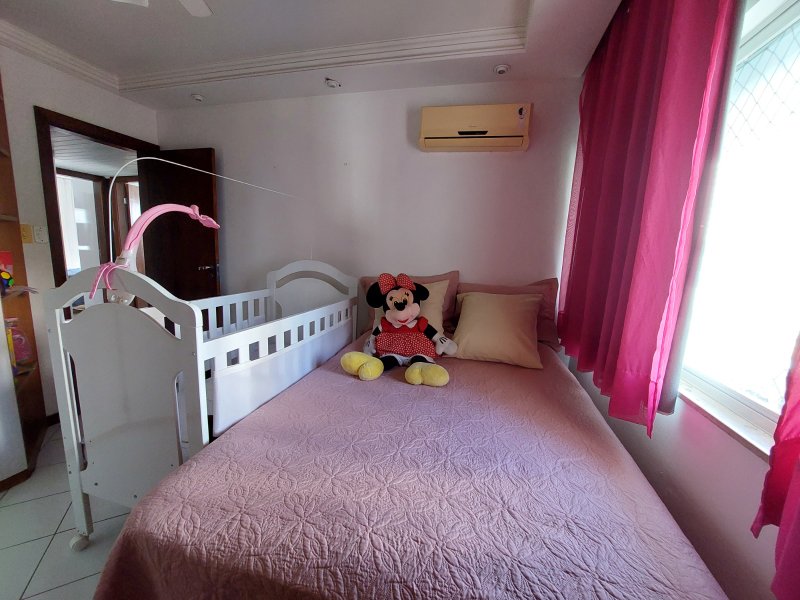 APARTAMENTO 4 QUARTOS SUÍTE VARANDA PISCINA 2 GARAGENS À VENDA NO CAMINHO DAS ÁRVORES! Rua Várzea de Santo Antônio Salvador - 