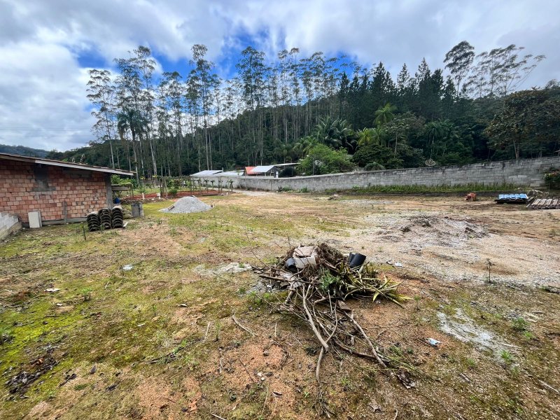 SÍTIO NA POMERÂNIA  Guabiruba - 