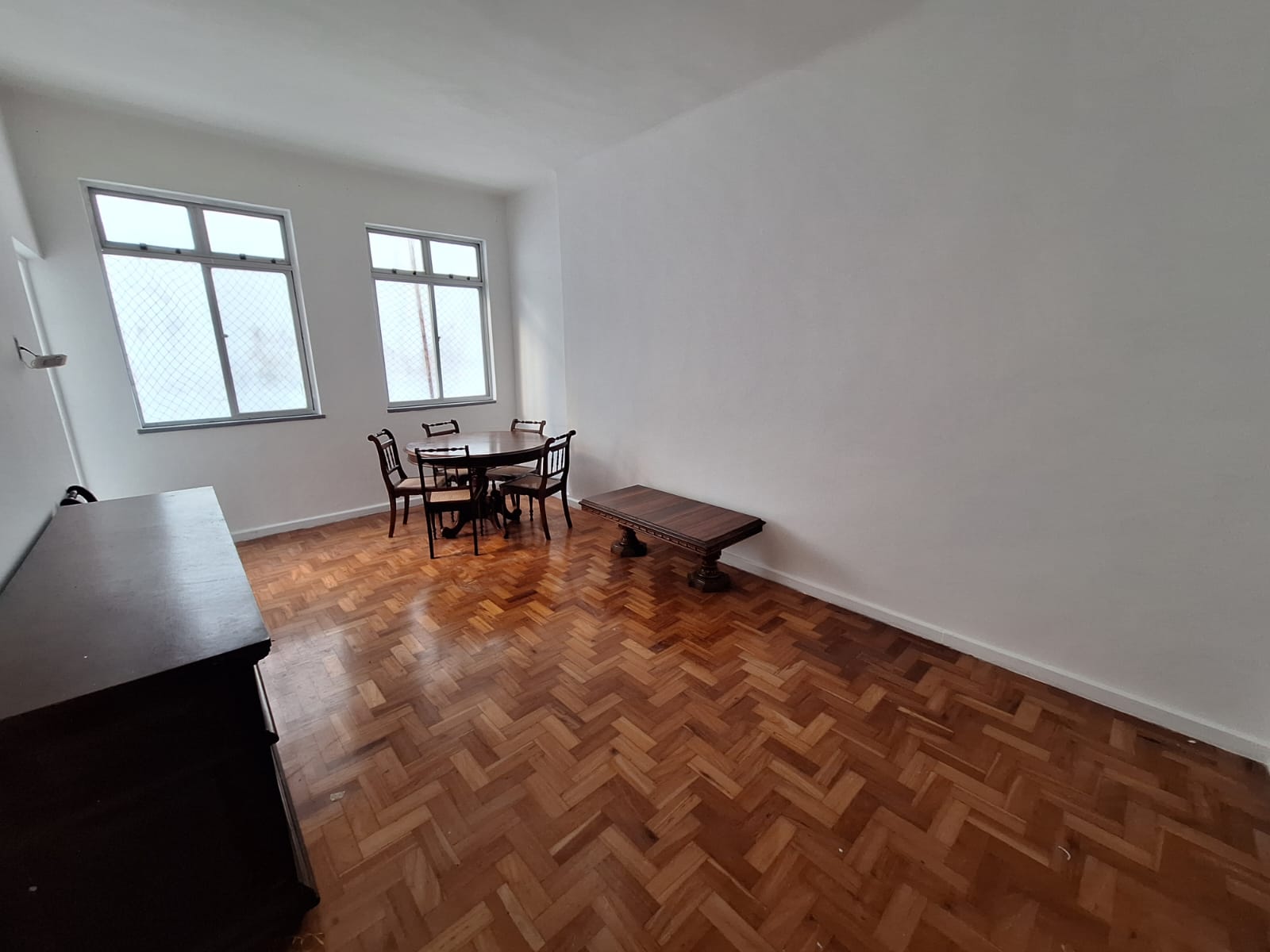 APARTAMENTO NASCENTE 2 QUARTOS 2 VARANDAS PR&Eacute;DIO DE ESCADA &Agrave; VENDA NO JARDIM BRASIL! Rua Aracaju Salvador - 