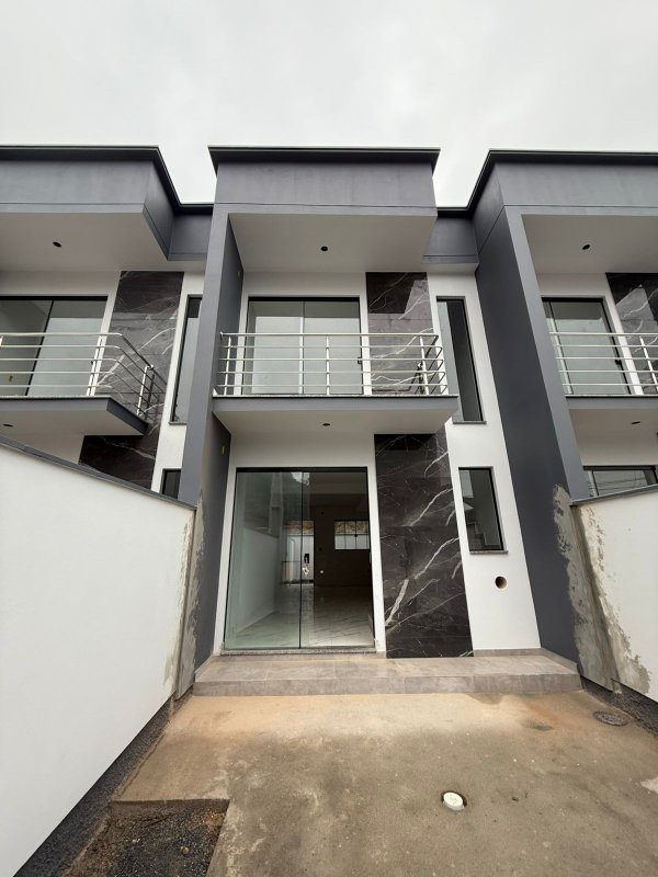 CASA COM 2 DORMITÓRIOS NO BAIRRO NOVA BRASÍLIA  Brusque - 