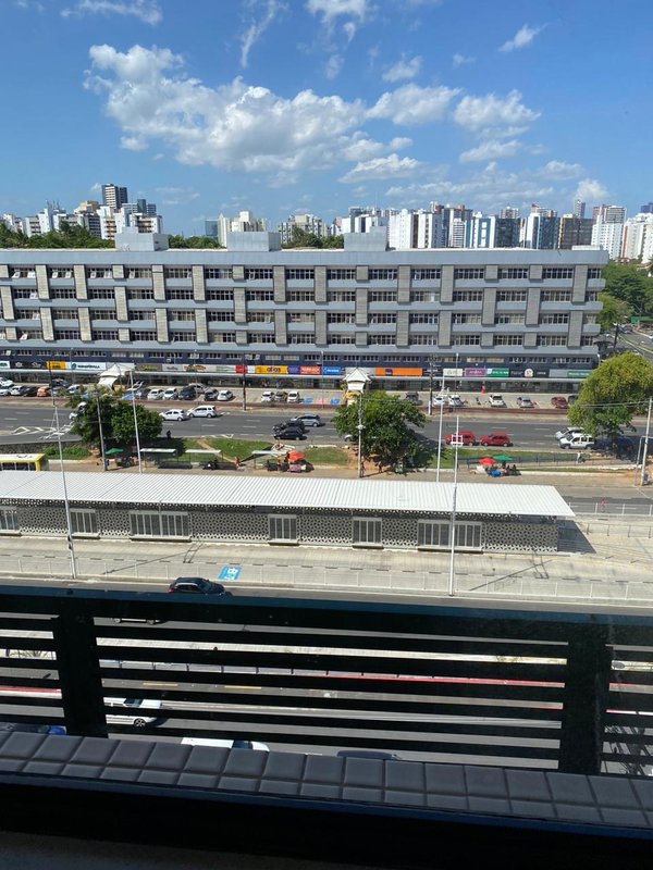 LOCAÇÃO DE SALA COMERCIAL MODERNA LOCALIZAÇÃO PRIVILEGIADA NA PITUBA Avenida Antônio Carlos Magalhães Salvador - 
